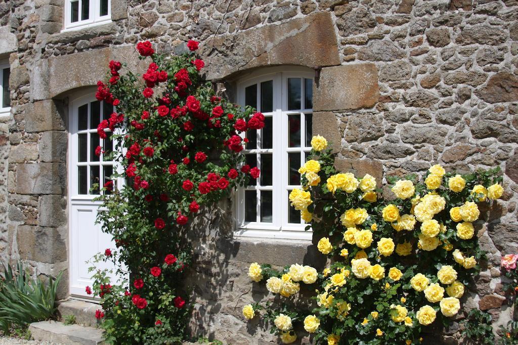 Manoir De La Rogerais & Spa Beaussais Sur Mer Exterior foto
